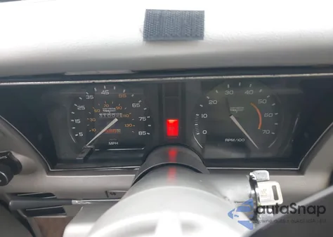 1981 Chevrolet Corvette from USA, damaged, VIN 1G1AY876XBS408530